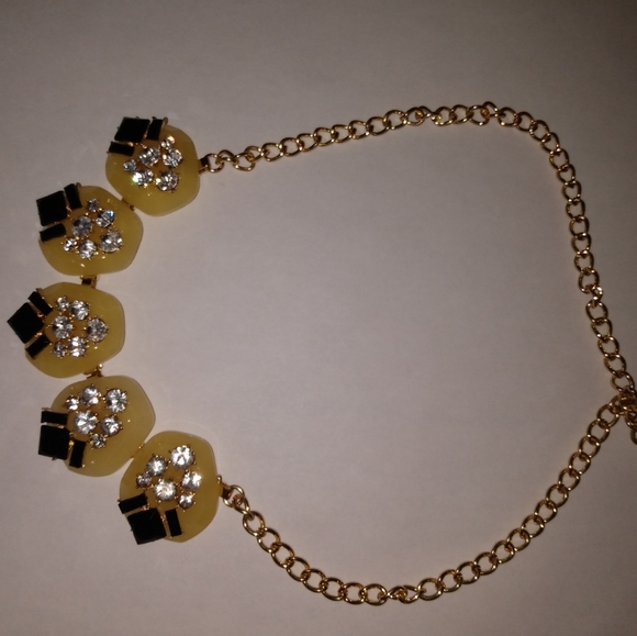 Necklace - Picture 2 of 6
